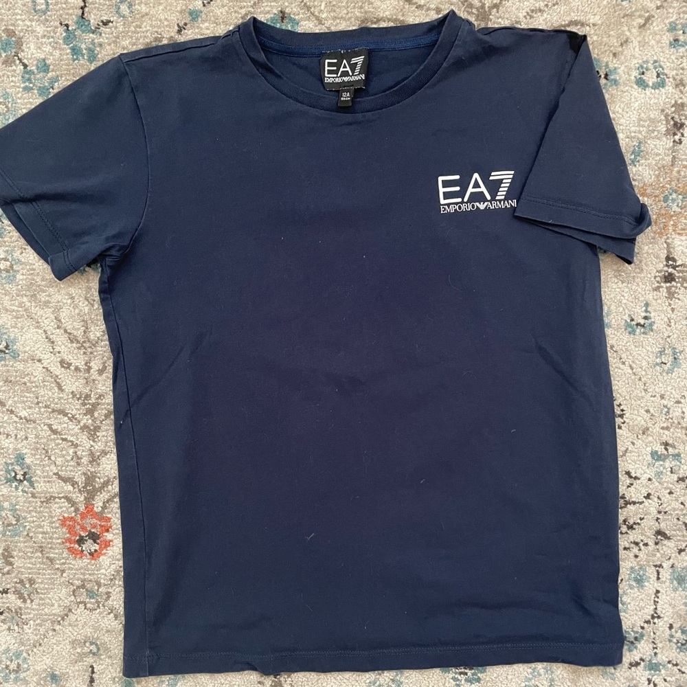Armani kids boys navy T-shirt 10-12 yo